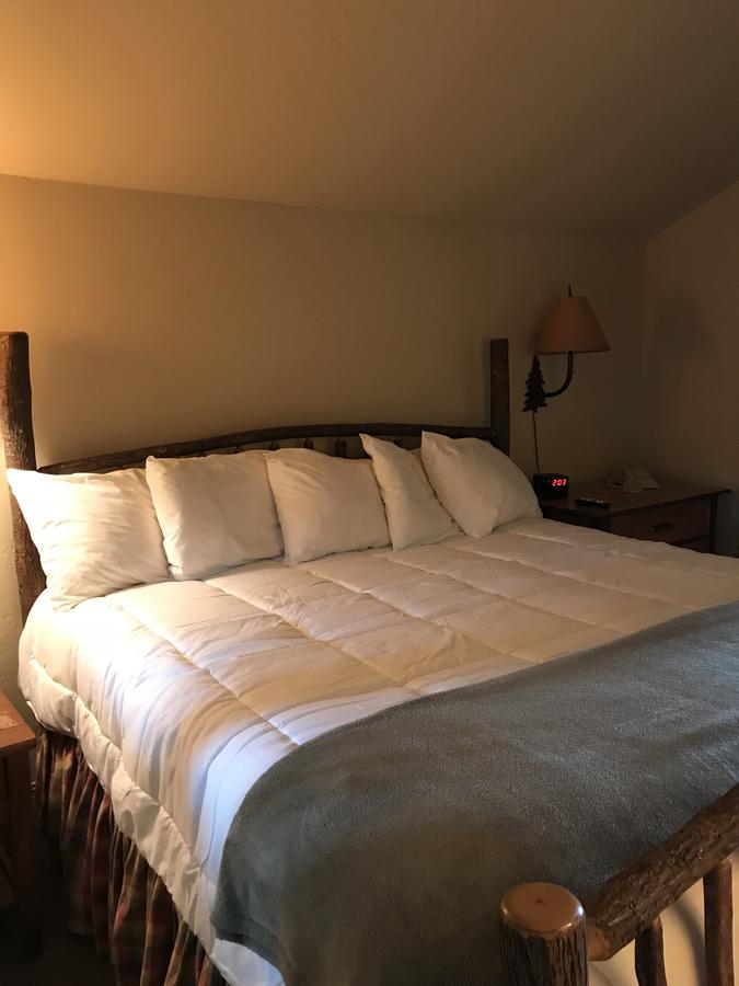 Mountain Lake Lodge Woods Bay Екстериор снимка